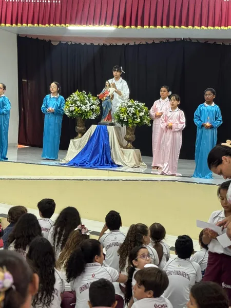 Coroação de N. Senhora — foto 1
